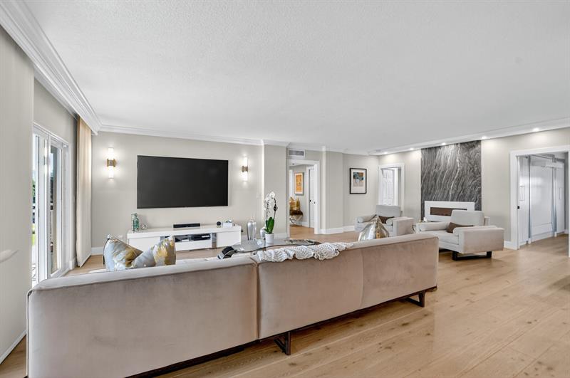 Image 17 of 78 For 950 De Soto Rd  5-a