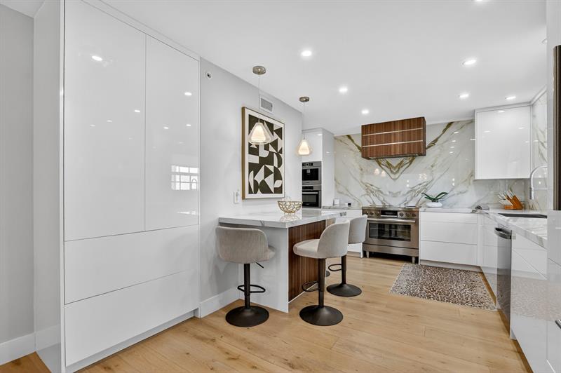 Image 20 of 78 For 950 De Soto Rd  5-a