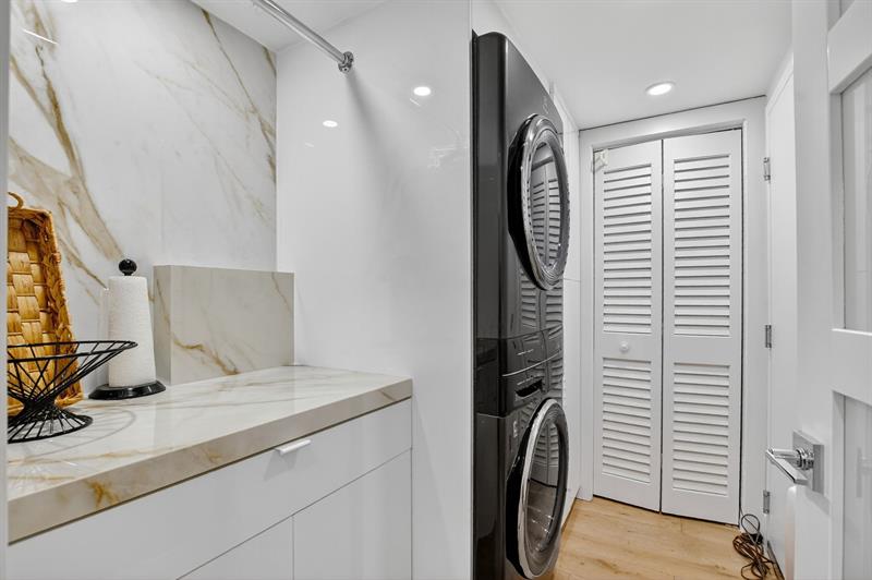 Image 26 of 78 For 950 De Soto Rd  5-a