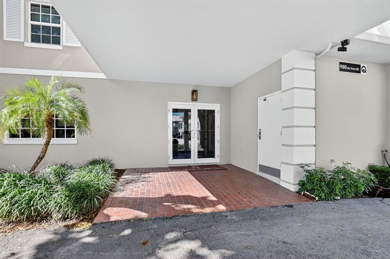 Image 3 of 78 For 950 De Soto Rd  5-a