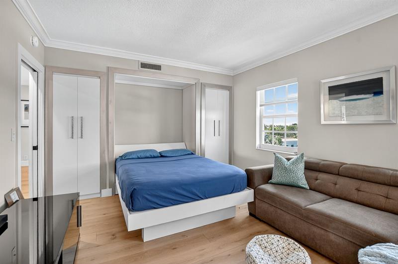 Image 43 of 78 For 950 De Soto Rd  5-a