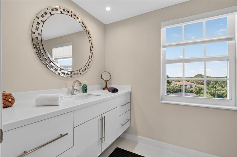 Image 52 of 78 For 950 De Soto Rd  5-a