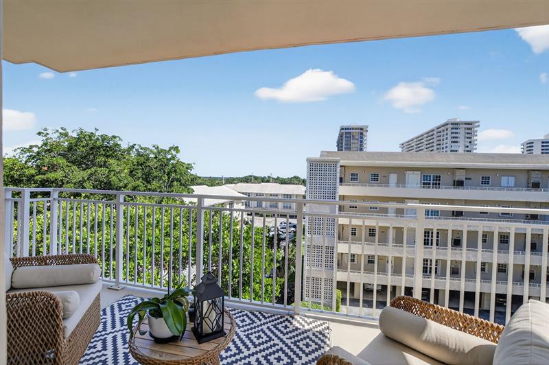 Image 55 of 78 For 950 De Soto Rd  5-a