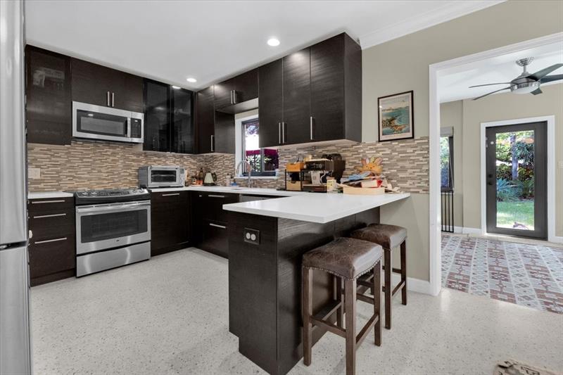 Image 8 of 20 For 426 8th Ave  