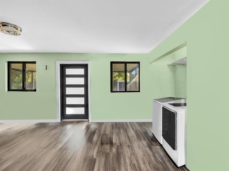 Image 16 of 28 For 17135 12th Ct