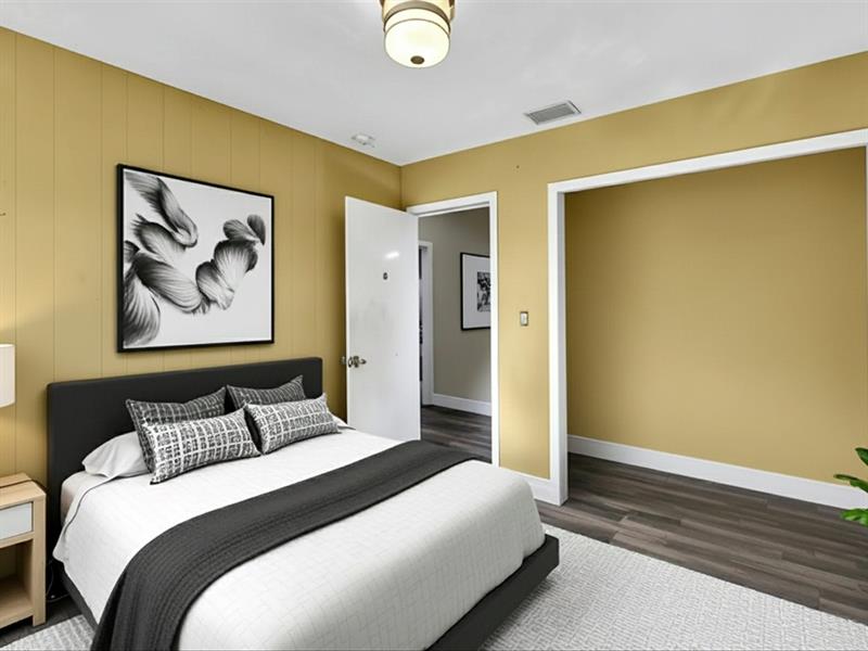 Image 19 of 28 For 17135 12th Ct