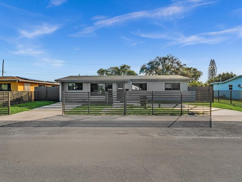 Image 2 of 28 For 17135 12th Ct