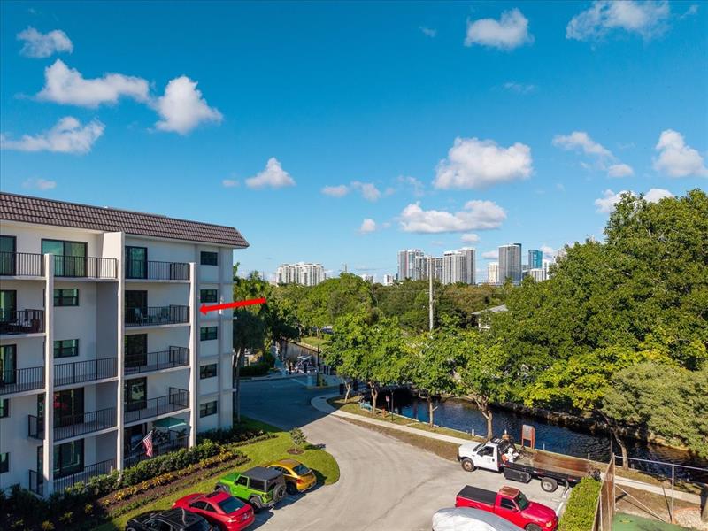 Image 24 of 36 For 900 River Reach Dr  425