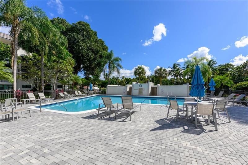 Image 32 of 36 For 900 River Reach Dr  425