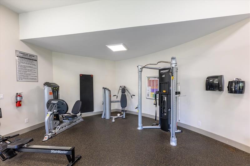 Image 35 of 36 For 900 River Reach Dr  425