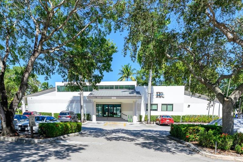 Image 36 of 36 For 900 River Reach Dr  425