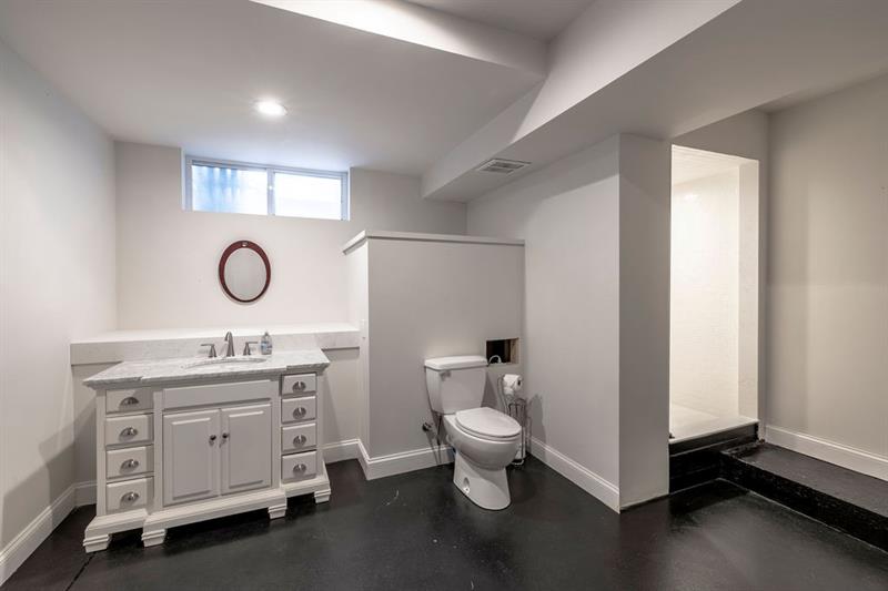 Image 30 of 36 For 166 Ocean Way