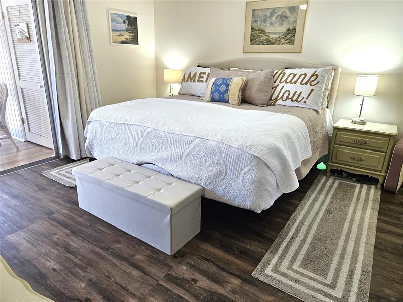 Image 14 of 33 For 17 Vista Palm Ln  202