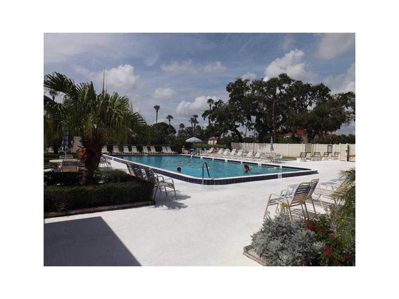 Image 30 of 33 For 17 Vista Palm Ln  202