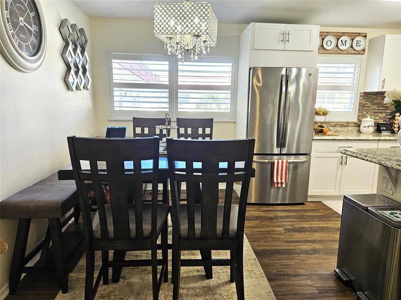 Image 7 of 33 For 17 Vista Palm Ln  202