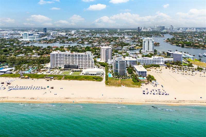 Image 23 of 29 For 3000 Holiday Dr  1104