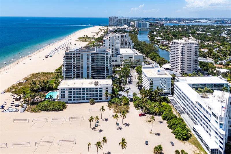 Image 25 of 29 For 3000 Holiday Dr  1104