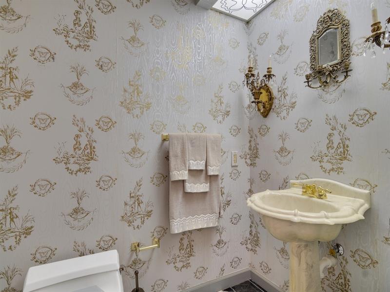 Image 12 of 37 For 5690 Highway A1a  203n