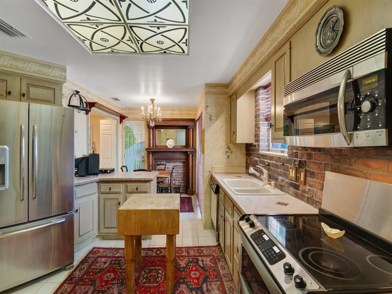 Image 16 of 37 For 5690 Highway A1a  203n