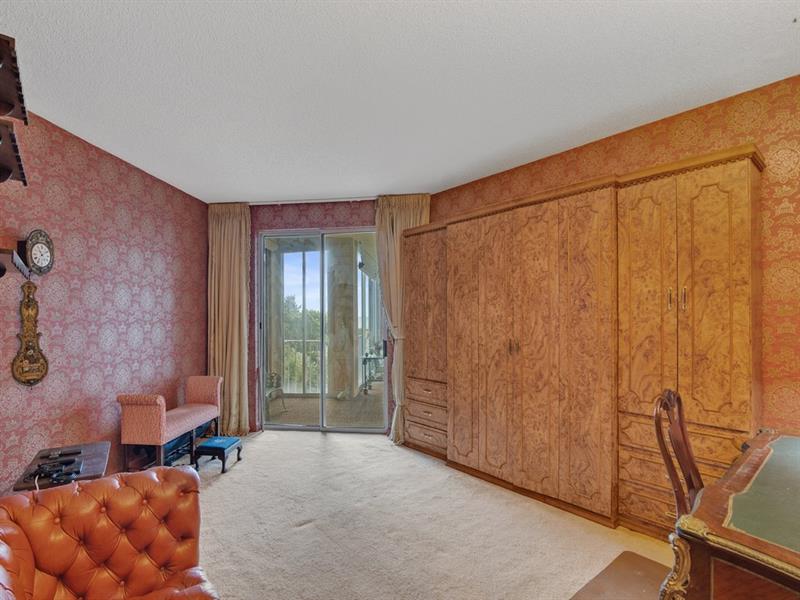 Image 19 of 37 For 5690 Highway A1a  203n