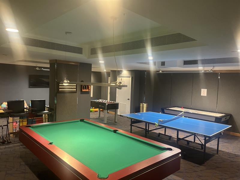 Image 14 of 14 For 19667 Turnberry Way  4j