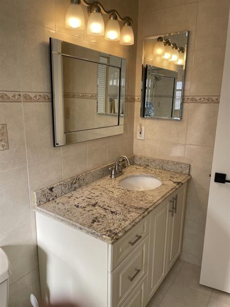 Image 18 of 32 For 7202 Primrose Ln