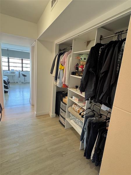 Image 28 of 33 For 1770 191st St 816