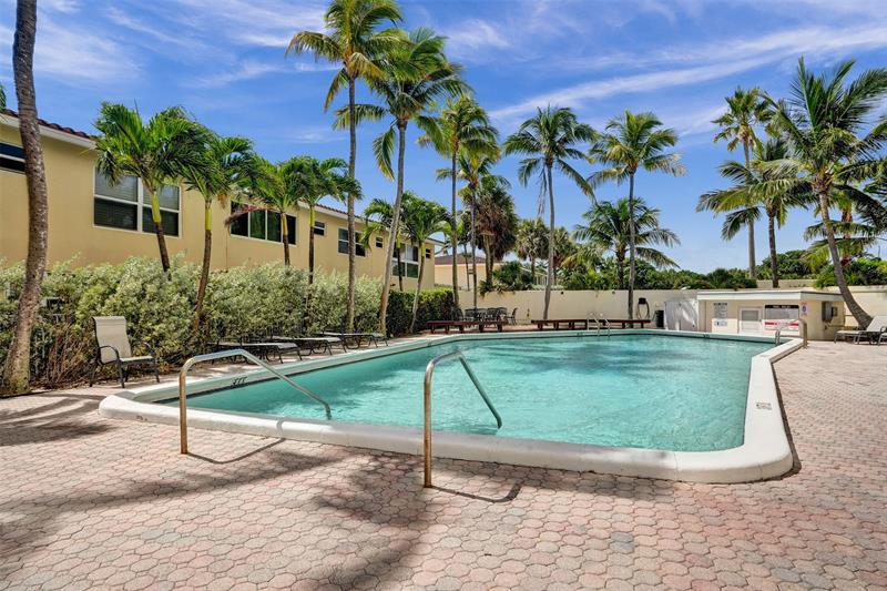 Image 24 of 35 For 6000 Ocean Blvd  4e