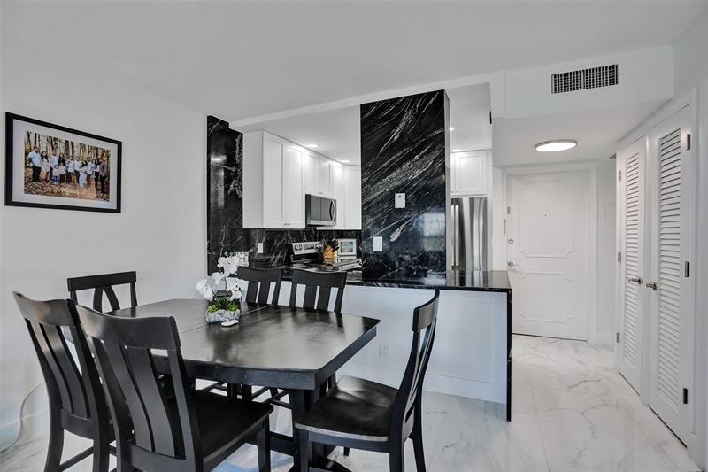 Image 7 of 35 For 6000 Ocean Blvd  4e