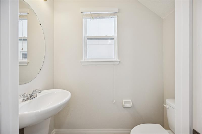 Image 20 of 41 For 3203 Turret Bay Ct