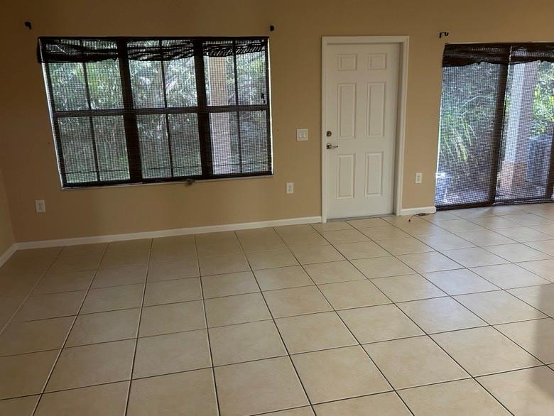 Image 8 of 43 For 6132 Grand Cypress Cir