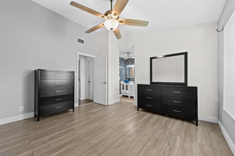 Image 16 of 23 For 4902 82nd Ave  2001