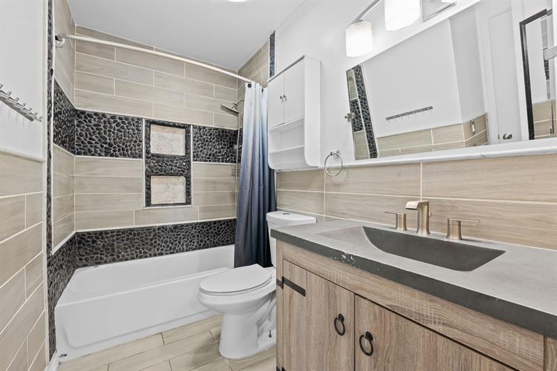 Image 18 of 23 For 4902 82nd Ave  2001