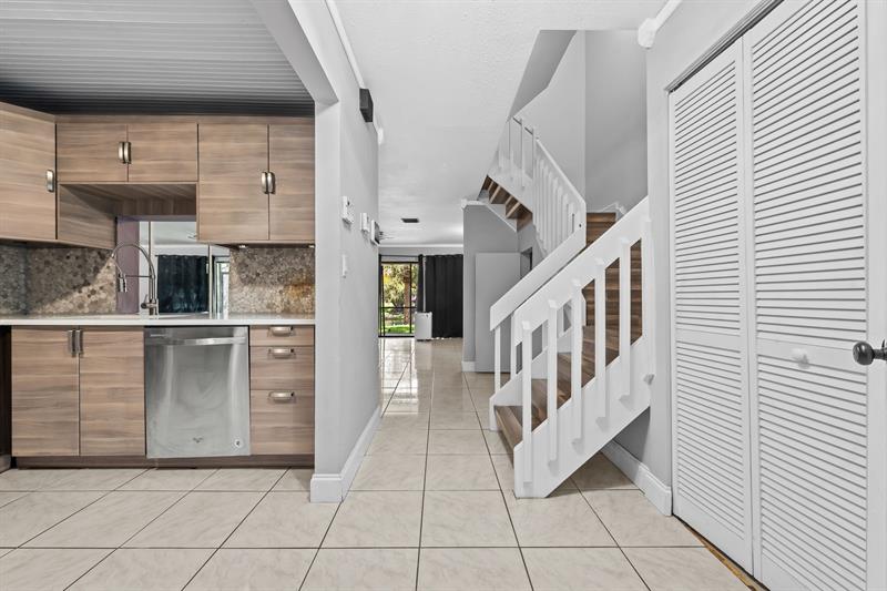 Image 4 of 23 For 4902 82nd Ave  2001