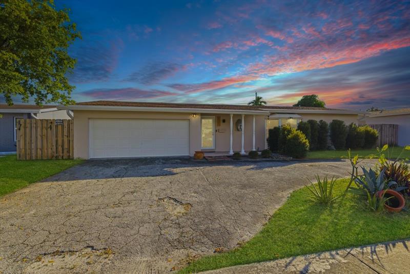 Image 2 of 32 For 8570 24th Ct