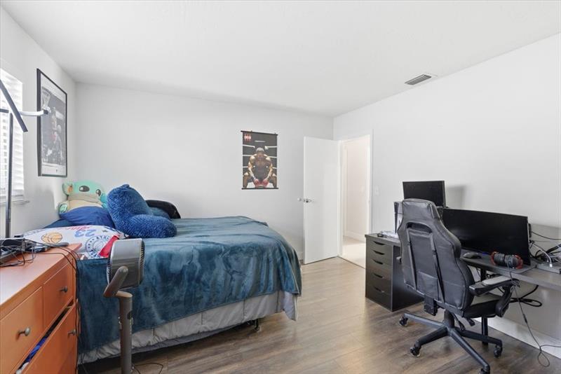 Image 20 of 32 For 8570 24th Ct