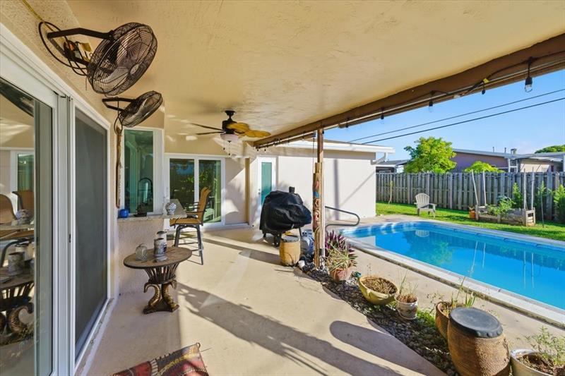 Image 28 of 32 For 8570 24th Ct