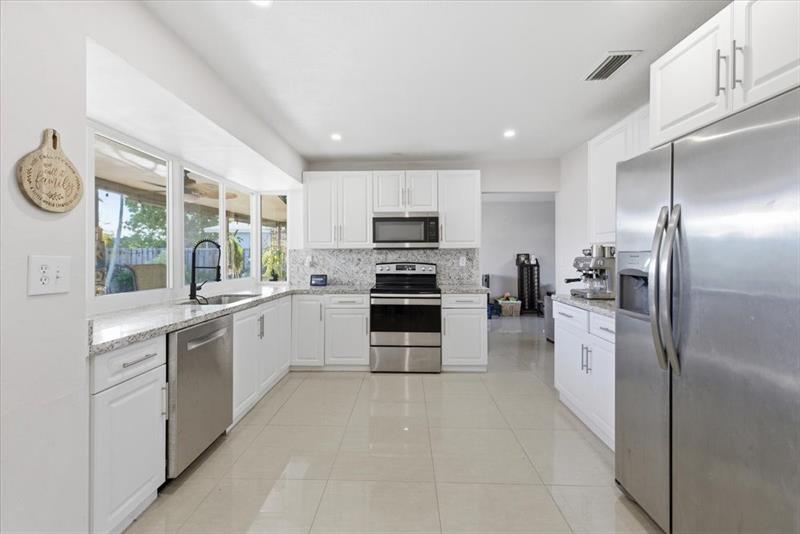 Image 9 of 32 For 8570 24th Ct