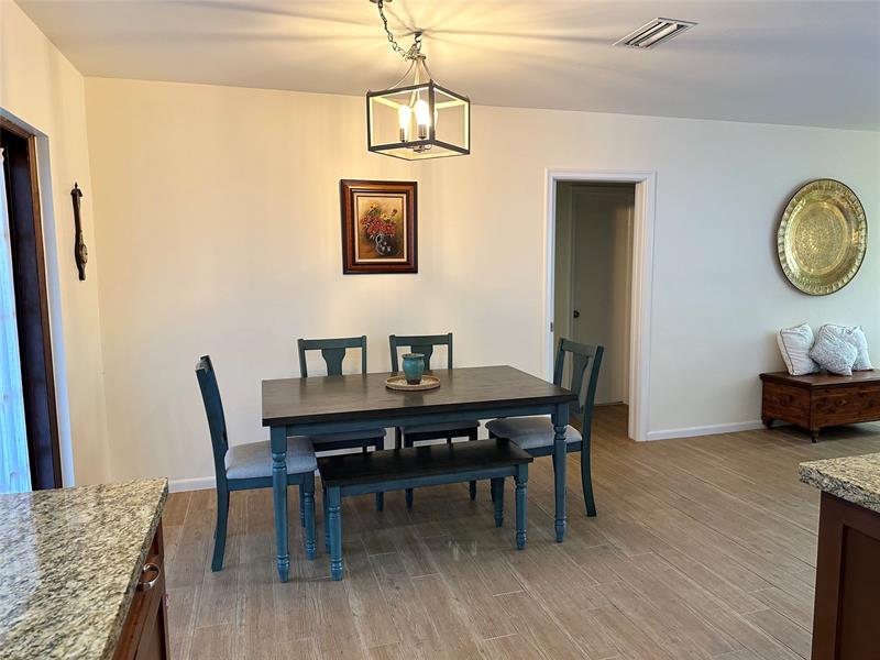 Image 13 of 42 For 4201 Thomas St