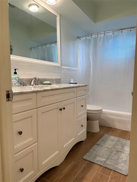 Image 14 of 42 For 4201 Thomas St