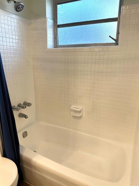 Image 15 of 42 For 4201 Thomas St