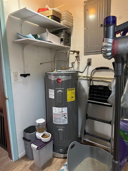 Image 27 of 42 For 4201 Thomas St