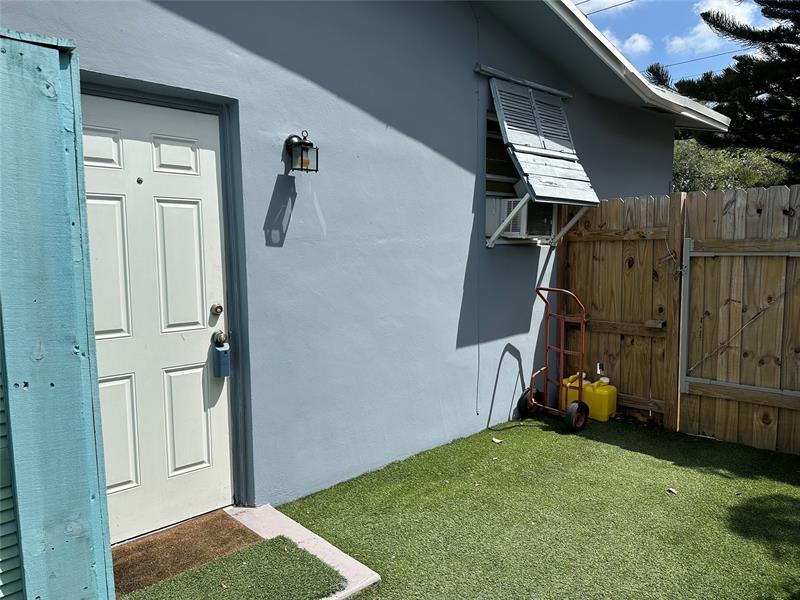 Image 38 of 42 For 4201 Thomas St