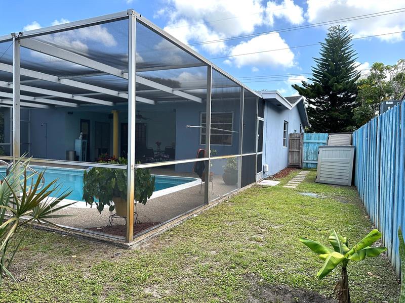 Image 39 of 42 For 4201 Thomas St