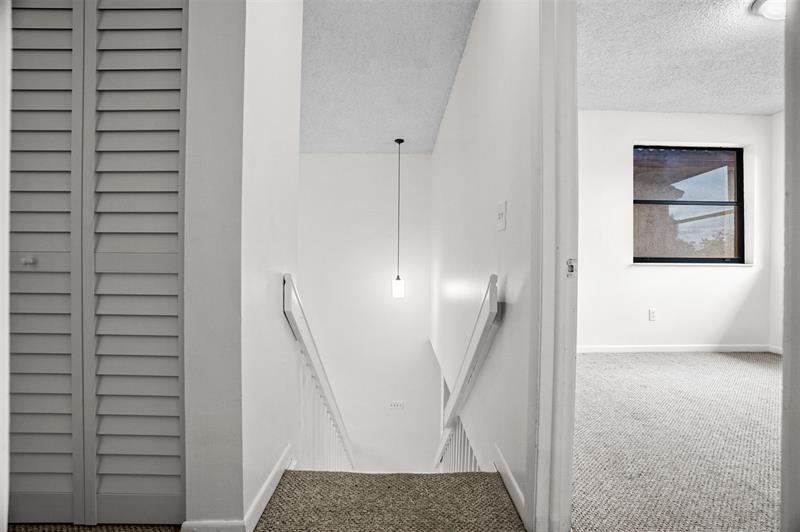 Image 22 of 41 For 1013 112th Ter