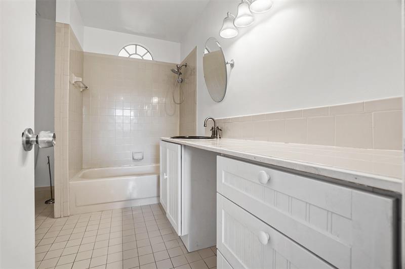 Image 30 of 41 For 1013 112th Ter