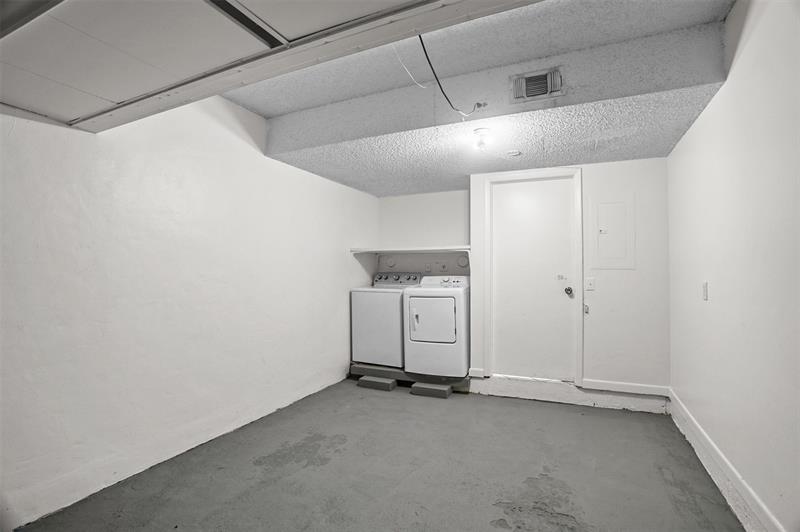 Image 32 of 41 For 1013 112th Ter