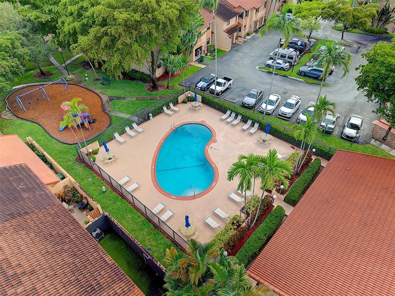 Image 33 of 41 For 1013 112th Ter