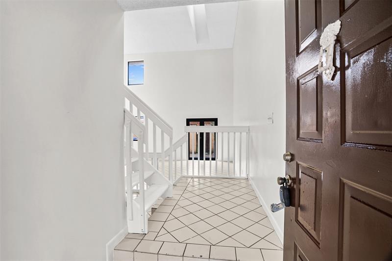 Image 5 of 41 For 1013 112th Ter