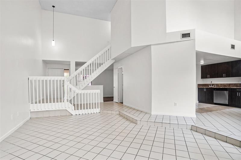 Image 8 of 41 For 1013 112th Ter